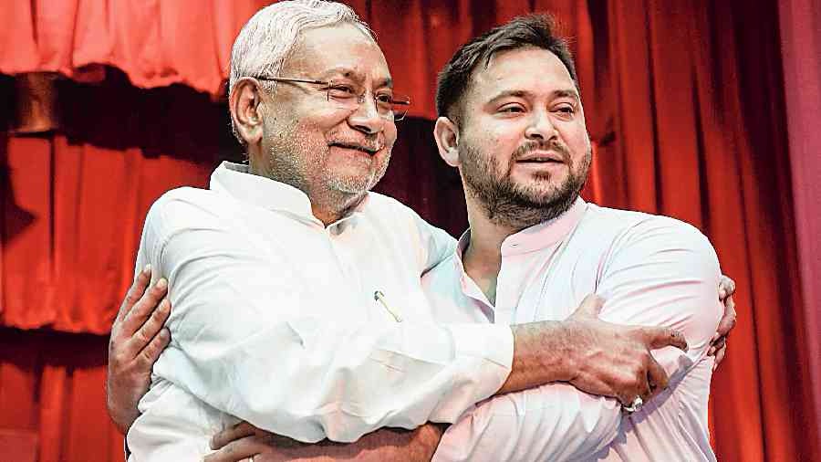 नीतीश कुमार कमजोर मुख्यमंत्री, उम्र बढ़ने के साथ बीमारी भी बढ़ती है: तेजस्वी यादव