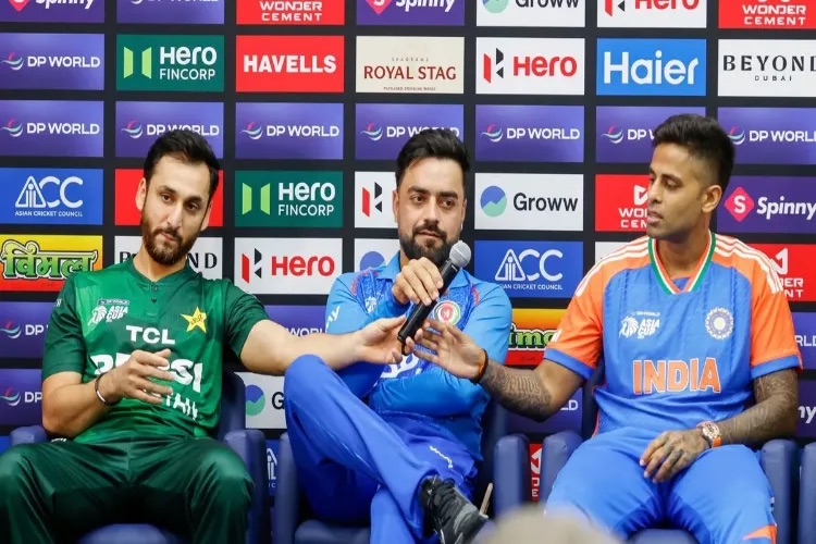 भारत और पाकिस्तान के बीच मैच खेल भावना के तहत खेला जाना चाहिए: सलमान अली आगा