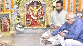 सीएम भूपेंद्र पटेल ने महाशिवरात्रि पर स्वयंभू भवनाथ महादेव की पूजा-अर्चना