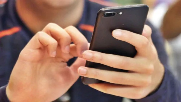 कर्नाटक: 16 साल से कम उम्र के बच्चों के लिए सोशल मीडिया बैन&nbsp;