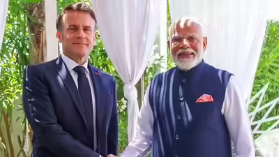 पीएम मोदी ने फ्रांस के राष्ट्रपति इमैनुएल मैक्रों को लगाया फोन, पश्चिम एशिया में चल रहे तनाव को लेकर कूटनीति पर चर्चा की